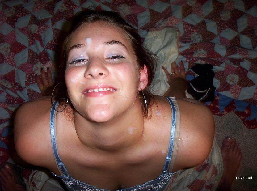 Extreme Close-Up Blowjob and Facial Cumshot Amateur Porn Pic