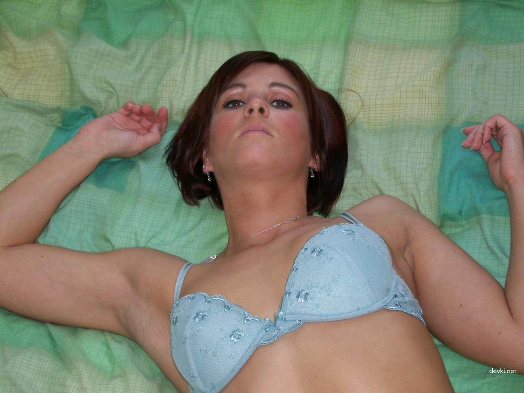 XXX Uncensored Homemade Amateur Photos - Explicit Private Album Pics
