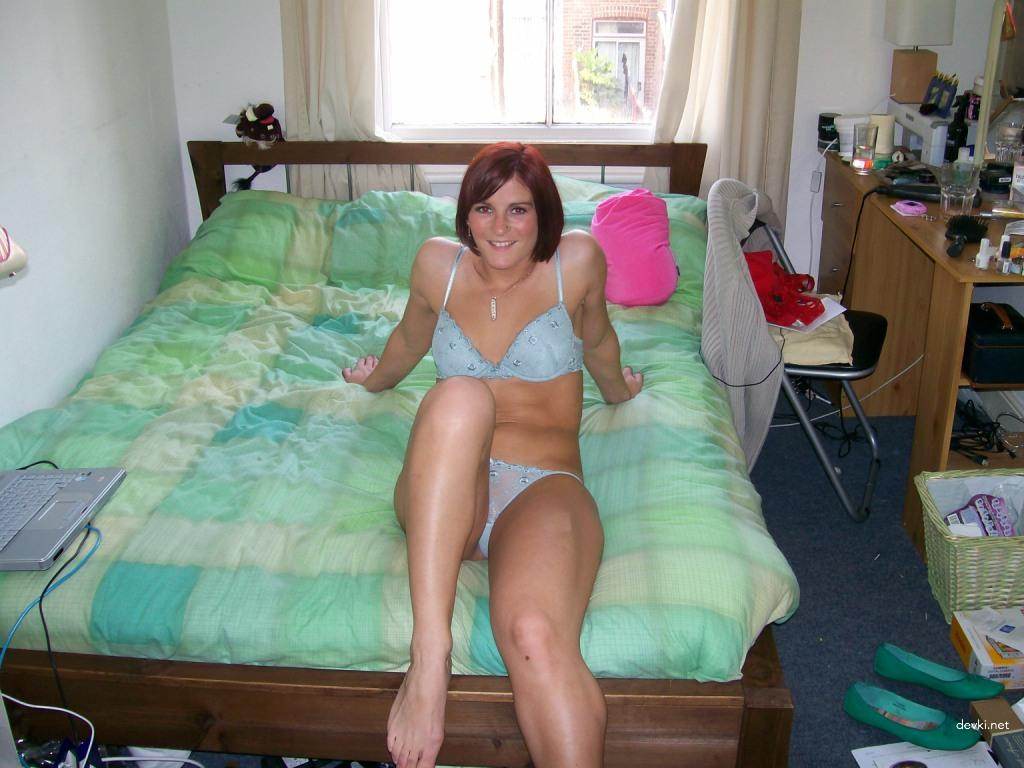 XXX Uncensored Homemade Amateur Photos - Explicit Private Album Pics