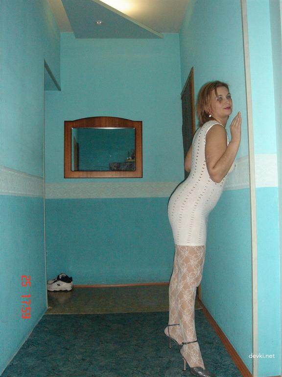 Hot MILF's Explicit Amateur Porn Pics: Mature Lady's Steamy Sex Photos!