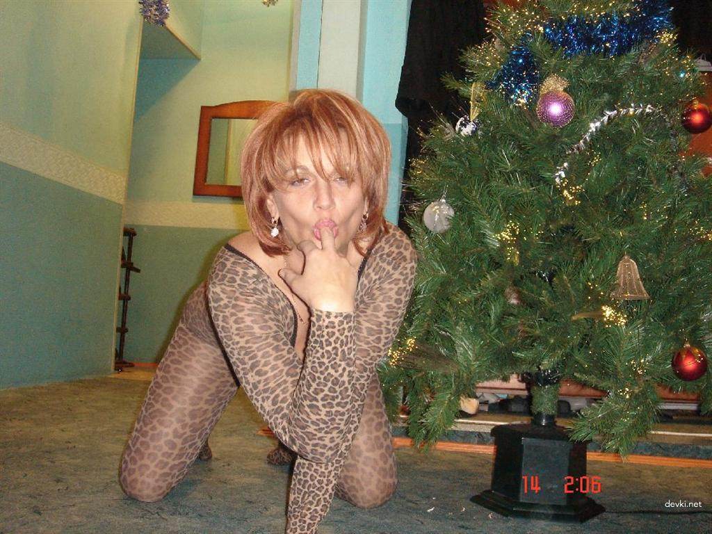 Hot MILF's Explicit Amateur Porn Pics: Mature Lady's Steamy Sex Photos!