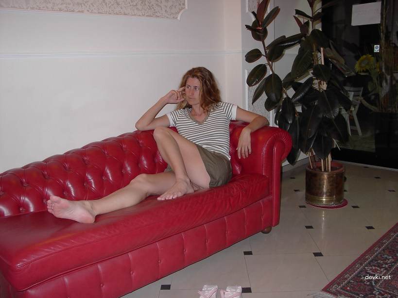 Hot MILF Shows Off Dripping Pussy - Uncensored Amateur Porn Pic