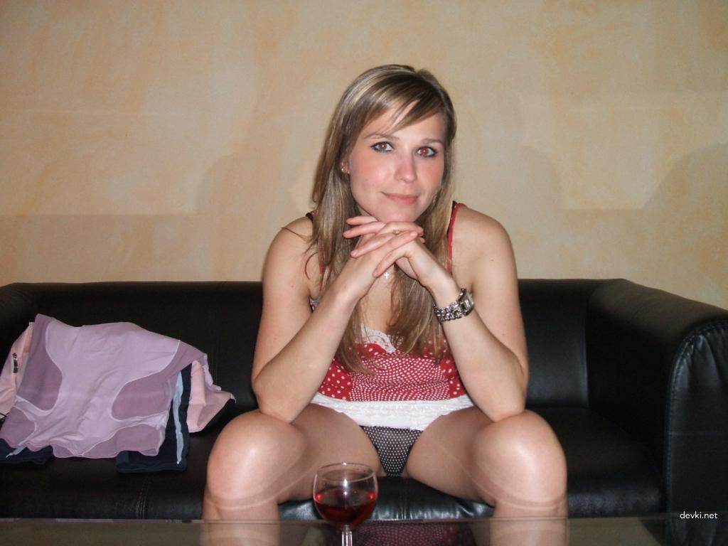 Wild Amateur Babe with Bushy Pussy Strips Naked - Uncensored XXX Pics