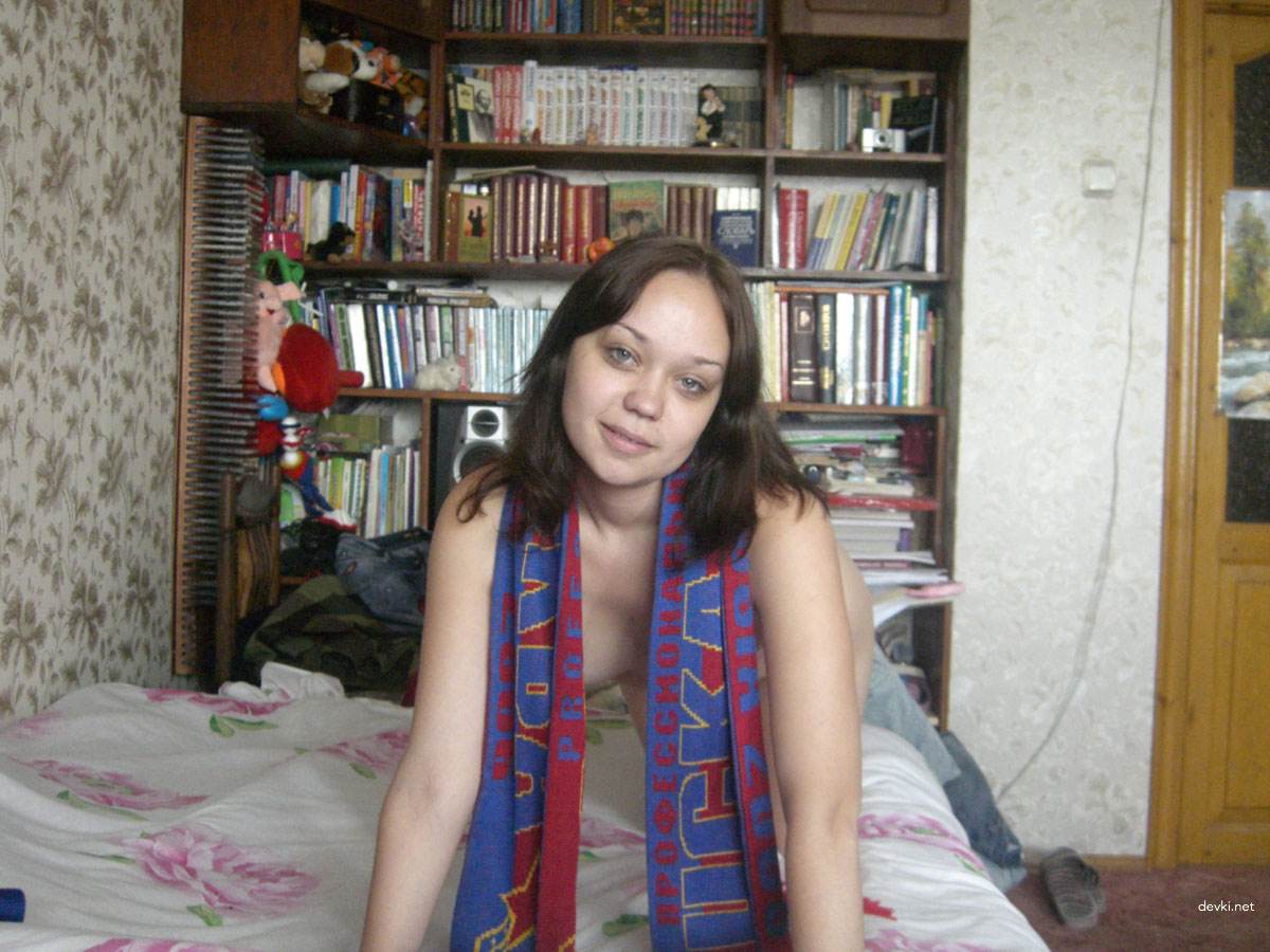 XXX Homemade Sex Pics: Young Wife's Explicit Amateur Photos