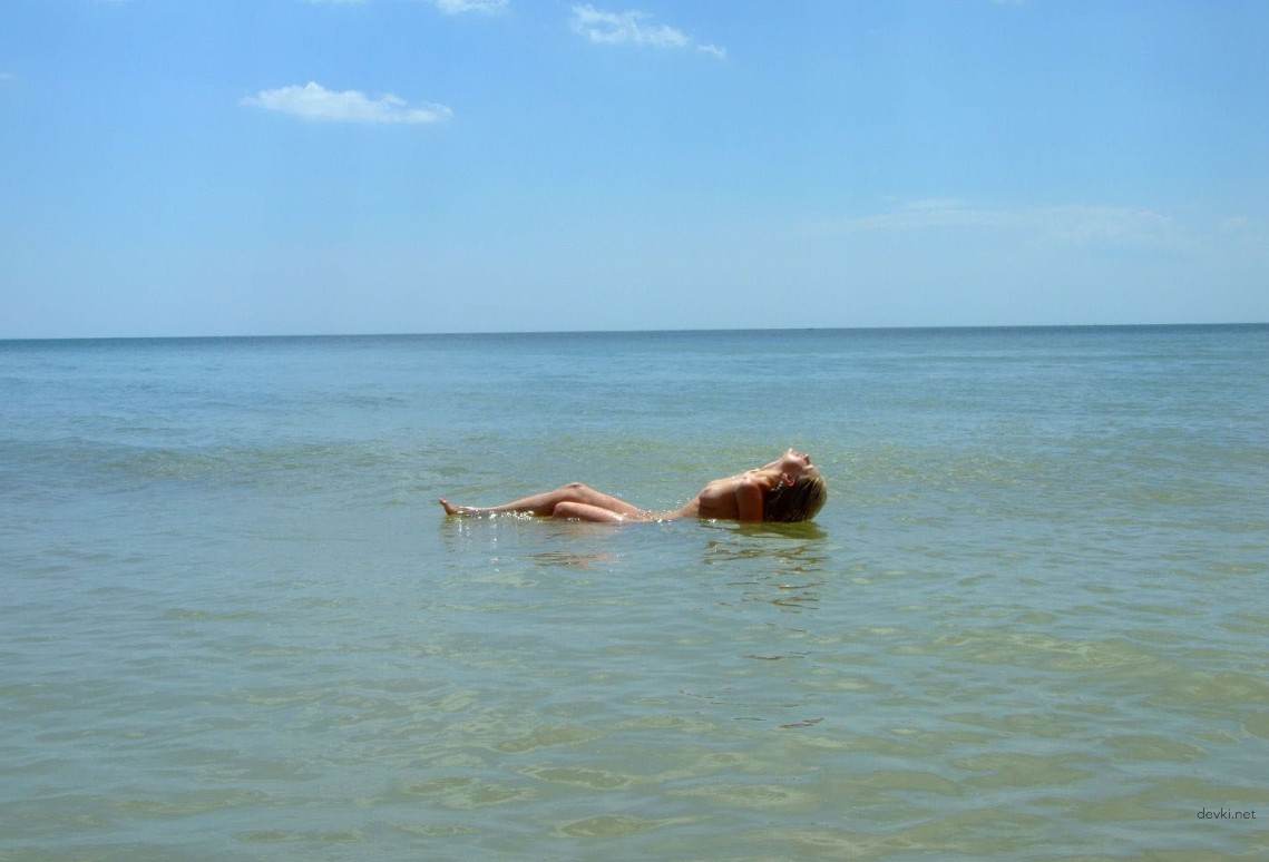 Uncensored Vacation Intimate Photos: Amateur Collection Revealed
