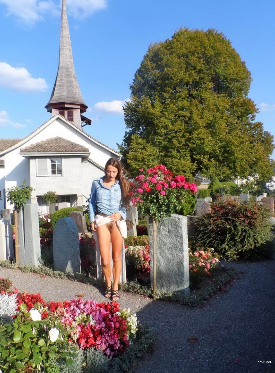 Steamy Long-Legged Amateur Girl - Explicit Erotic Photoshoot