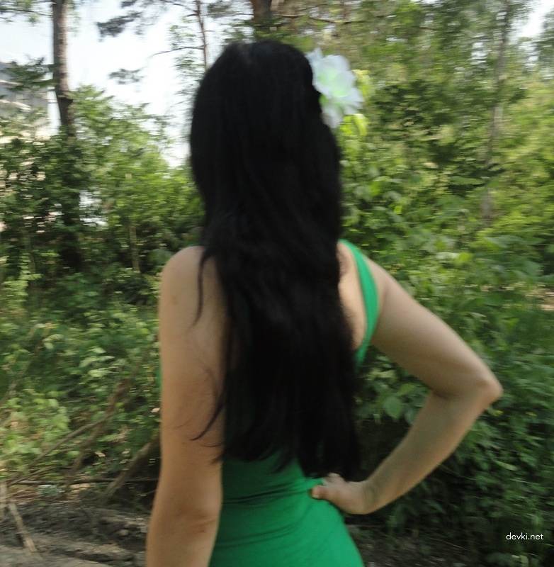 Extreme Public Park Exhibitionism: No Panties Walk - Explicit Outdoor Action