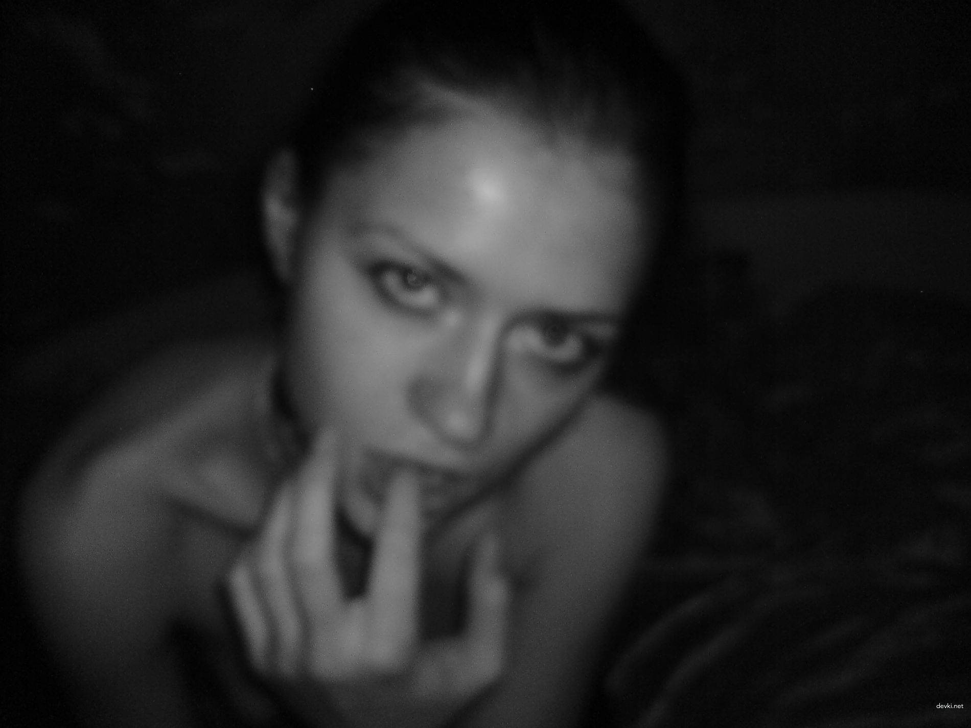 Interracial Homemade Sex Pics: Hot Amateur Couple's Black and White Action