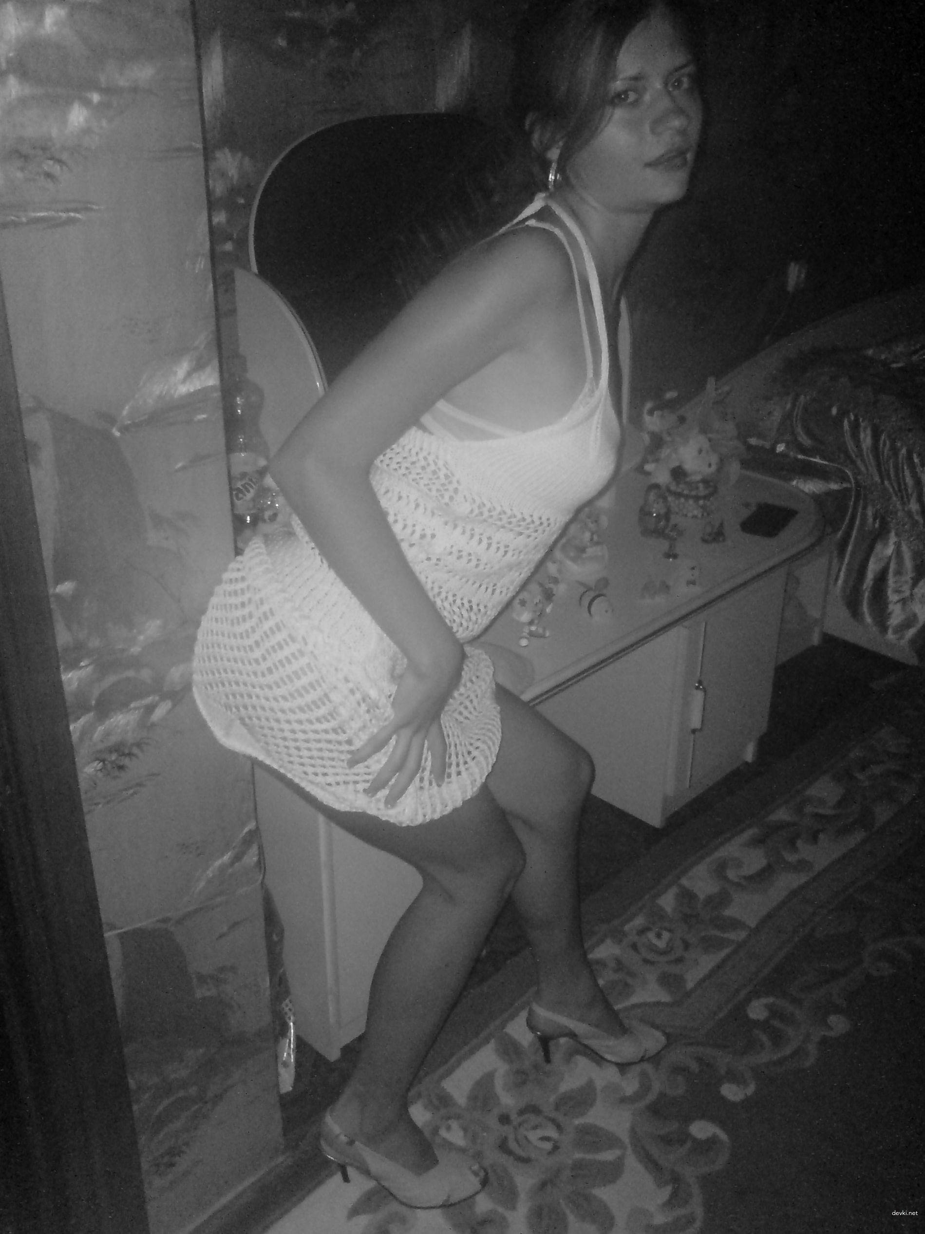 Interracial Homemade Sex Pics: Hot Amateur Couple's Black and White Action