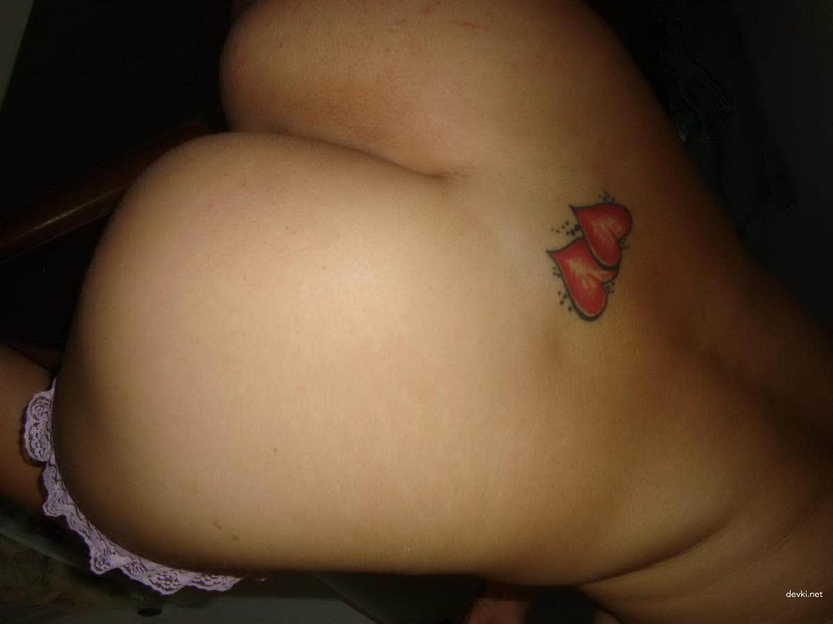 Hot Brunette's Explicit Nude Selfie Photo Session - Explicit Poses & Sexy Body