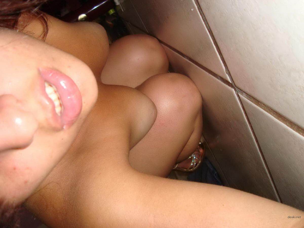 Hot Brunette's Explicit Nude Selfie Photo Session - Explicit Poses & Sexy Body