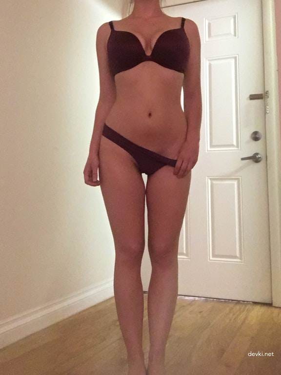 XXX Amateur Stripper Exposes All - Uncensored Nude Pics