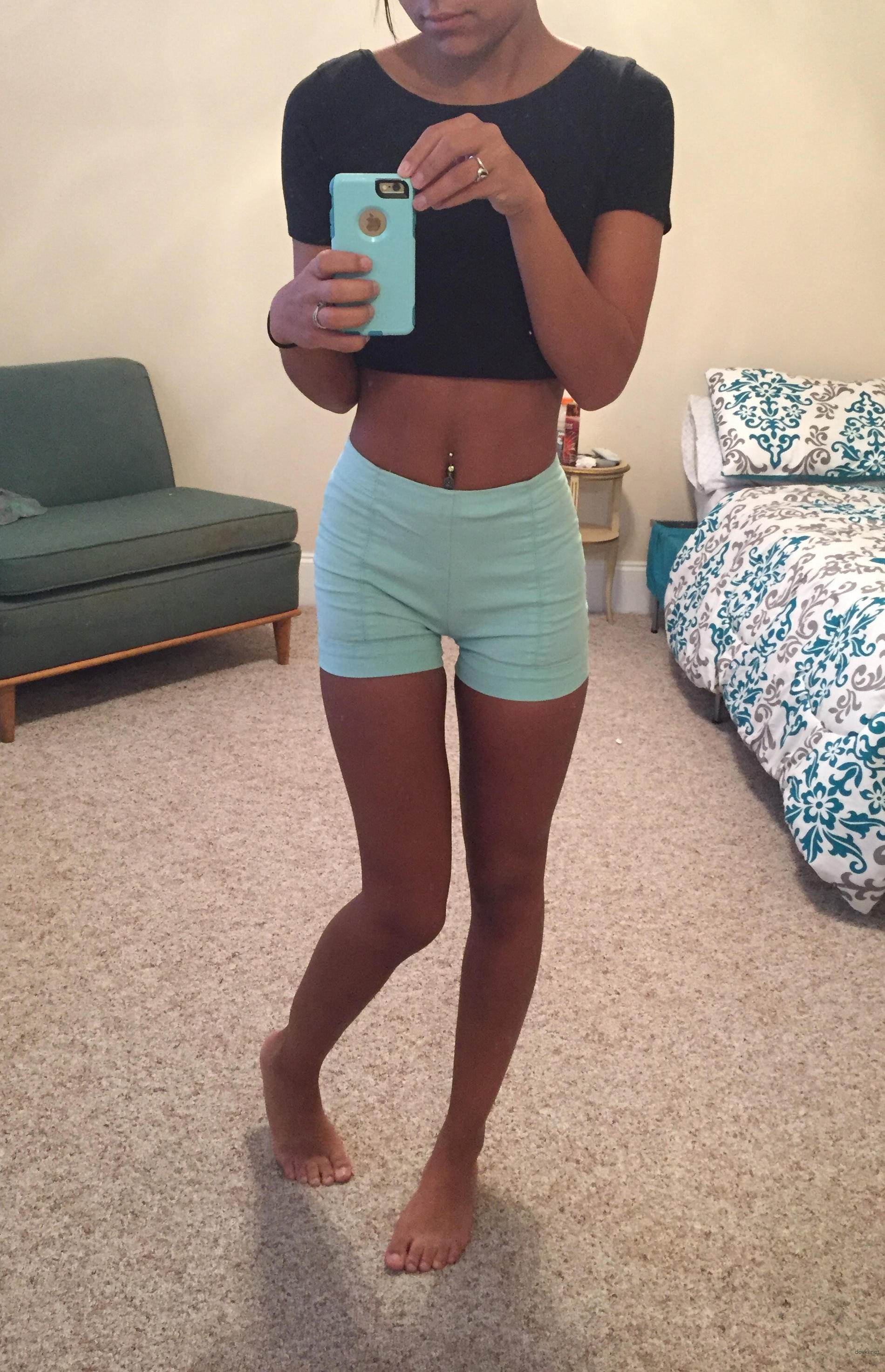 XXX Tanned Girl Private Photos: Explicit Amateur Pics for Adults