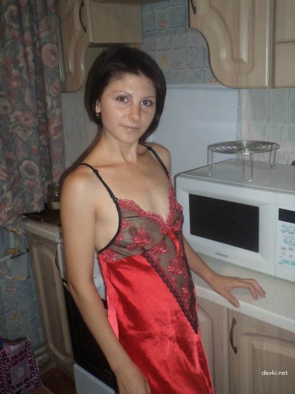 Explicit Young Chick with Tiny Tits: Amateur Photo for Adults