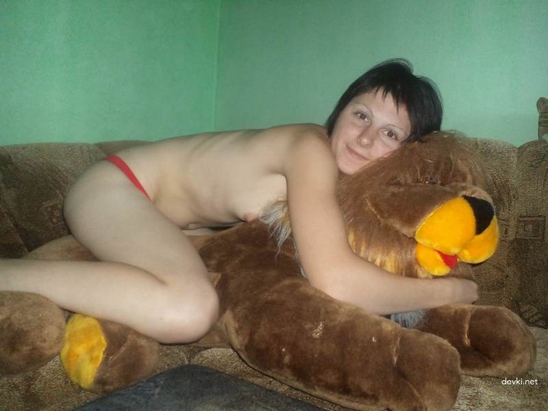 Explicit Young Chick with Tiny Tits: Amateur Photo for Adults