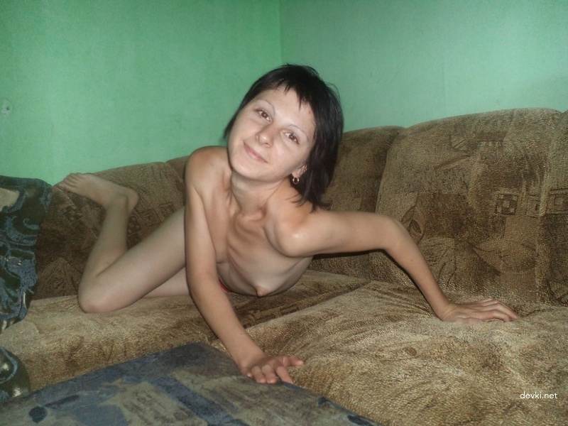 Explicit Young Chick with Tiny Tits: Amateur Photo for Adults