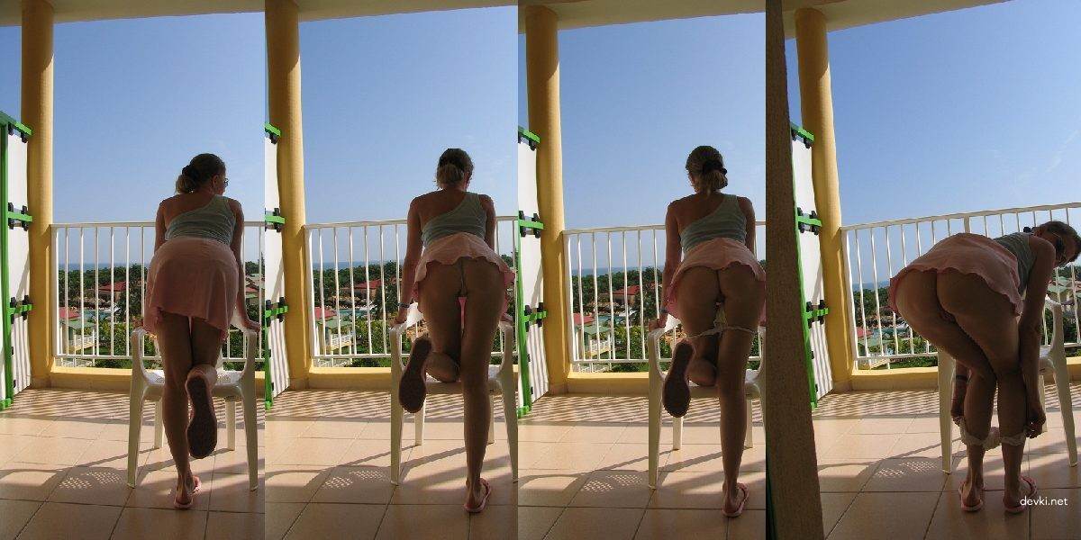 Blonde Amateur Porn: Explicit Naked Girl Pics from Behind