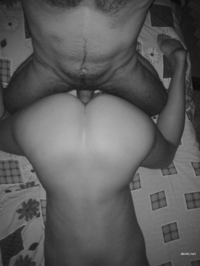 Interracial Amateur Porn: Stunning Ebony Babe's Explicit Black and White Photos