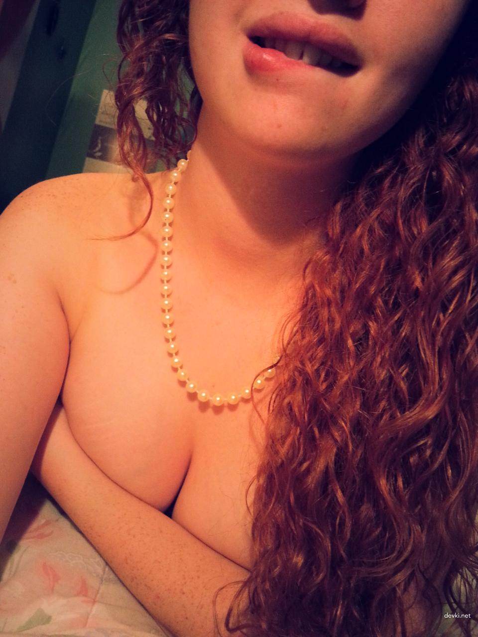 Hot Young Amateur Nude Demonstration - Seductive Body in Explicit Pose