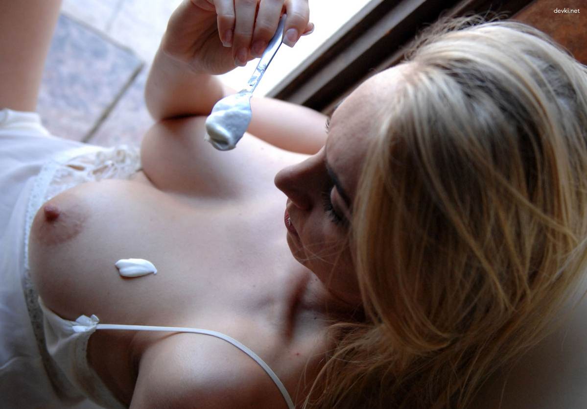 Hot Busty Amateur Tease - Seductive Girl with Big Boobs Exposed