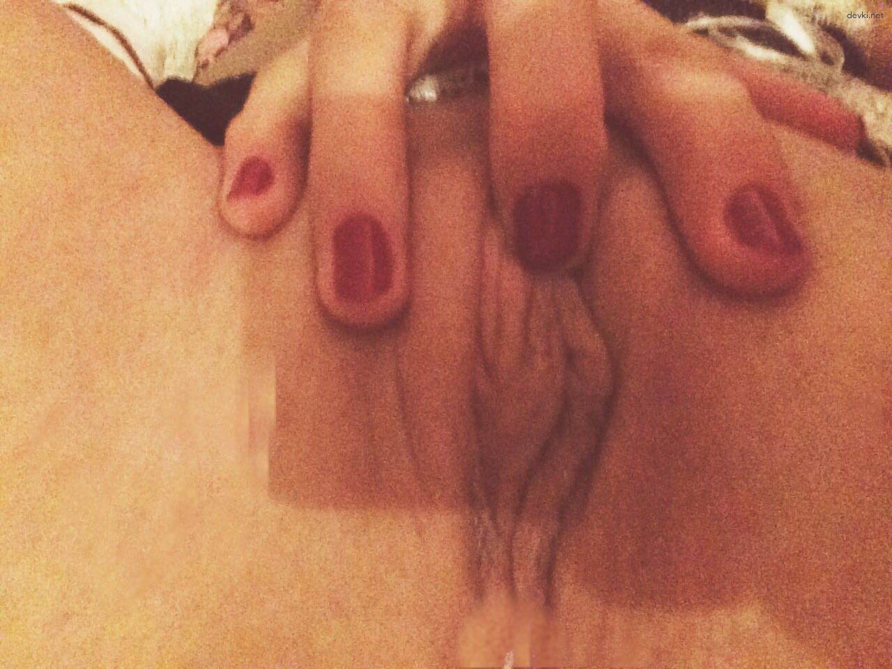Wild Amateur Pussy Hungry for Hardcore Sex - Uncensored XXX Pics