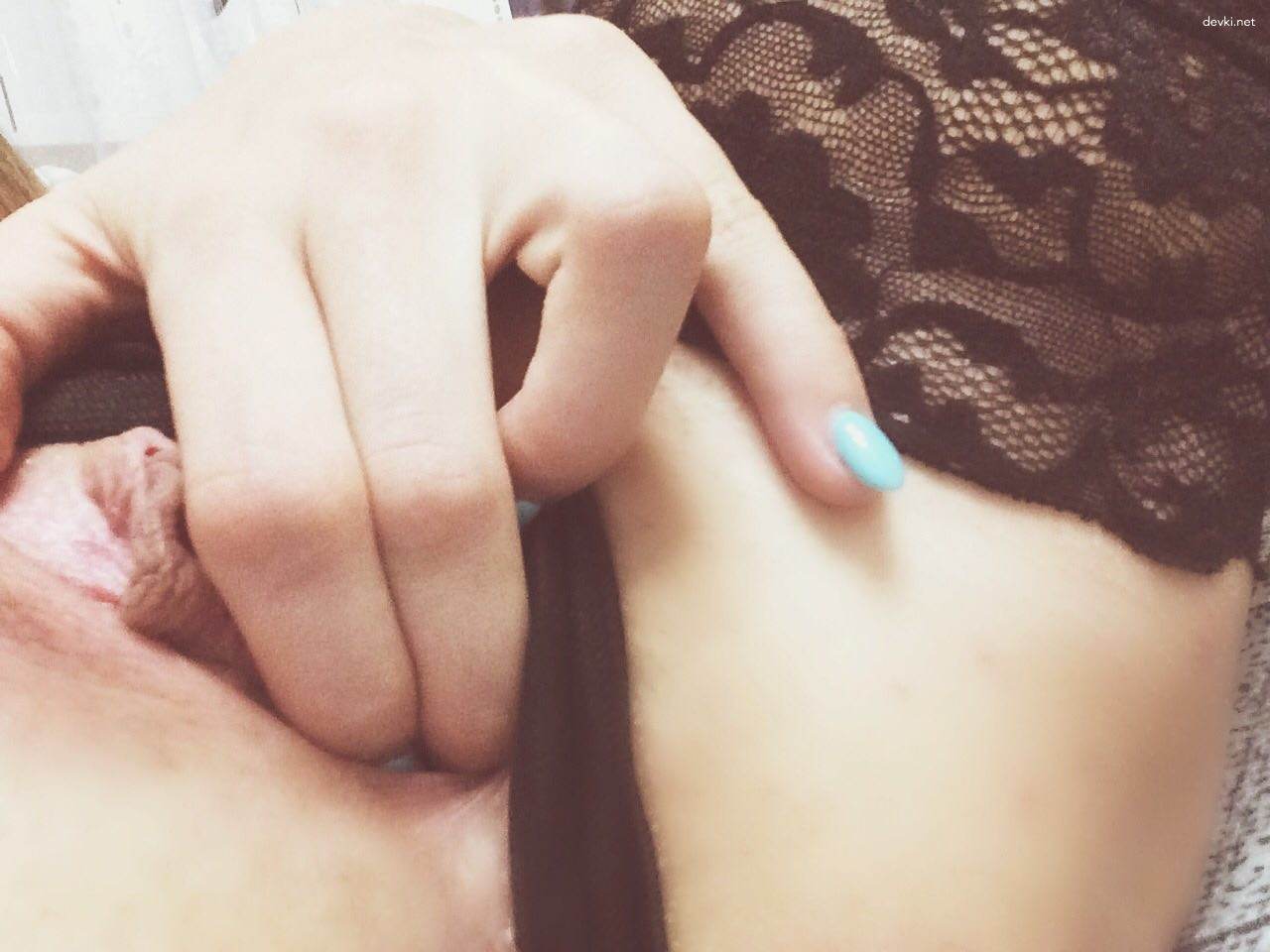 Wild Amateur Pussy Hungry for Hardcore Sex - Uncensored XXX Pics