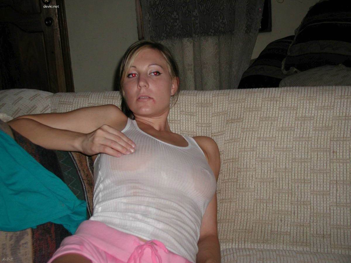 Amateur Girl's Explicit XXX Intimate Photos: Uncensored Adult Pics