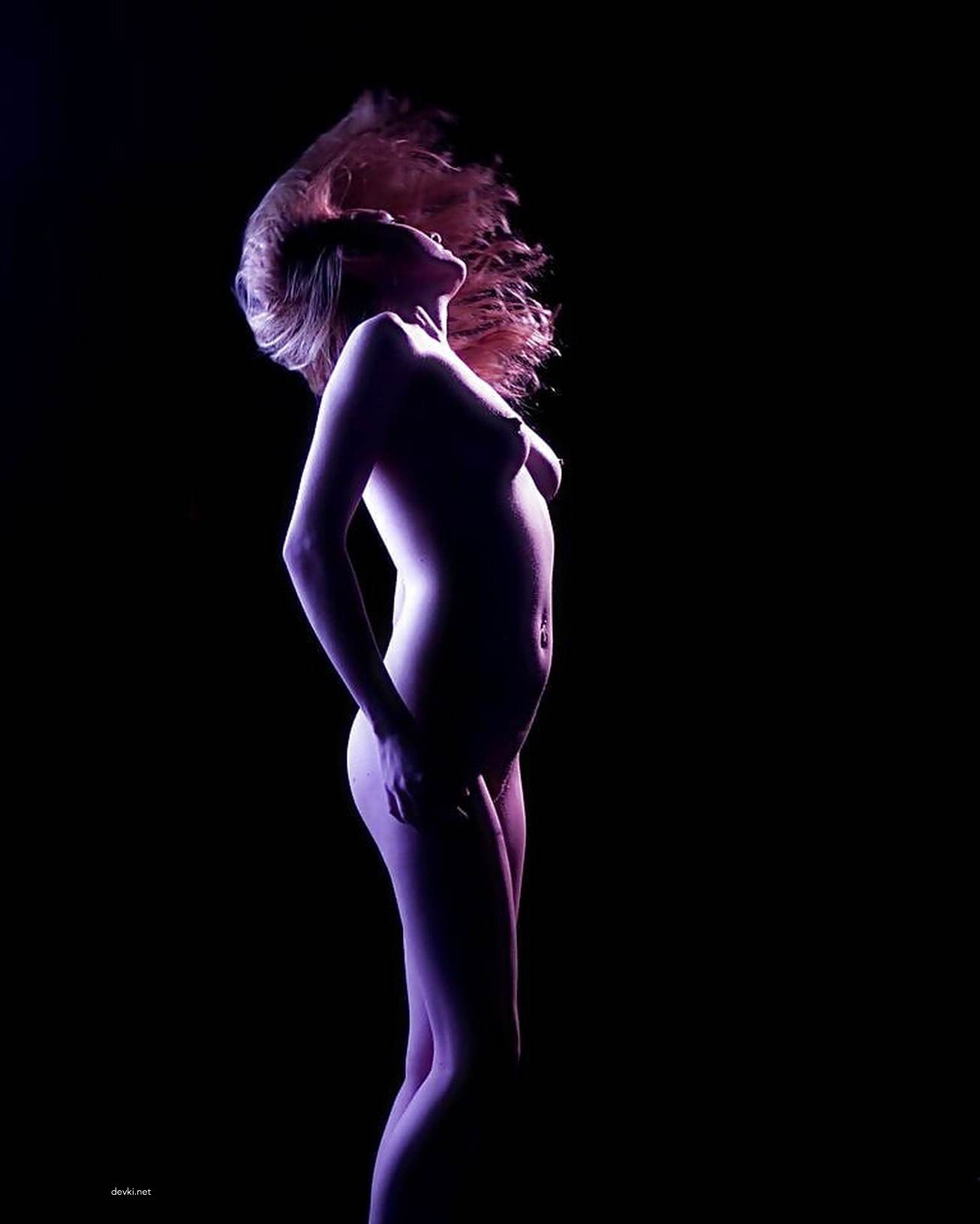 Skinny Blonde Amateur Fucked Hard - Nude Poses and Hardcore Sex Photo