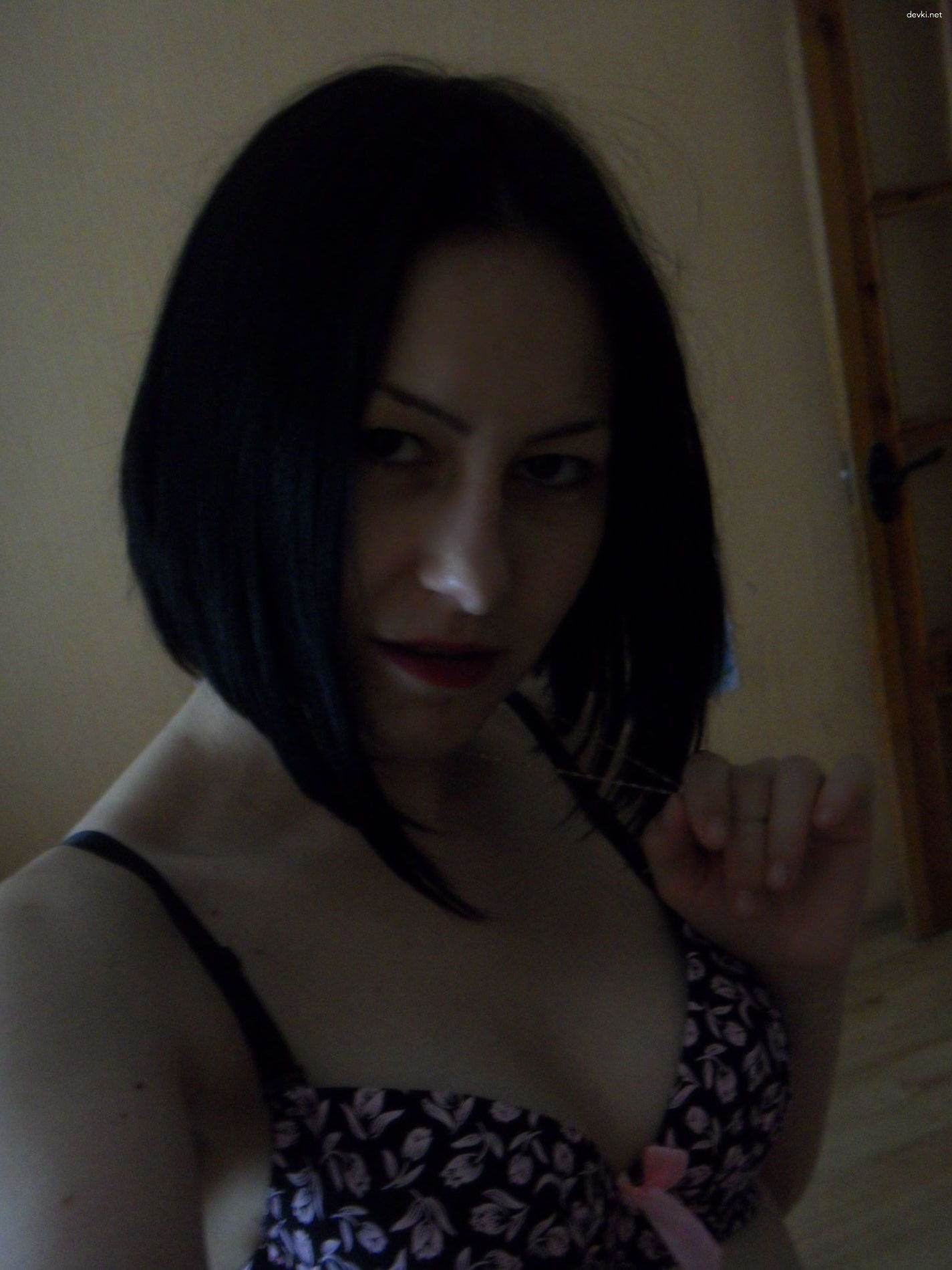 XXX Amateur Nudes: Explicit Collection Sent to Lover