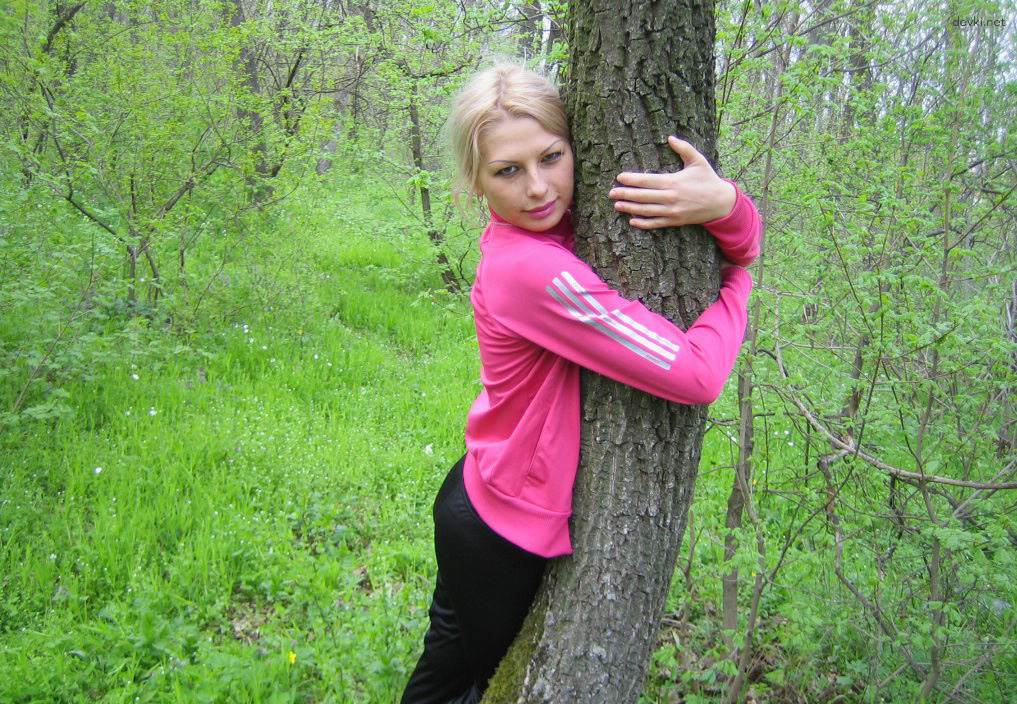 XXX Outdoor Amateur Erotica: Explicit Adult Content Photos for Lovers