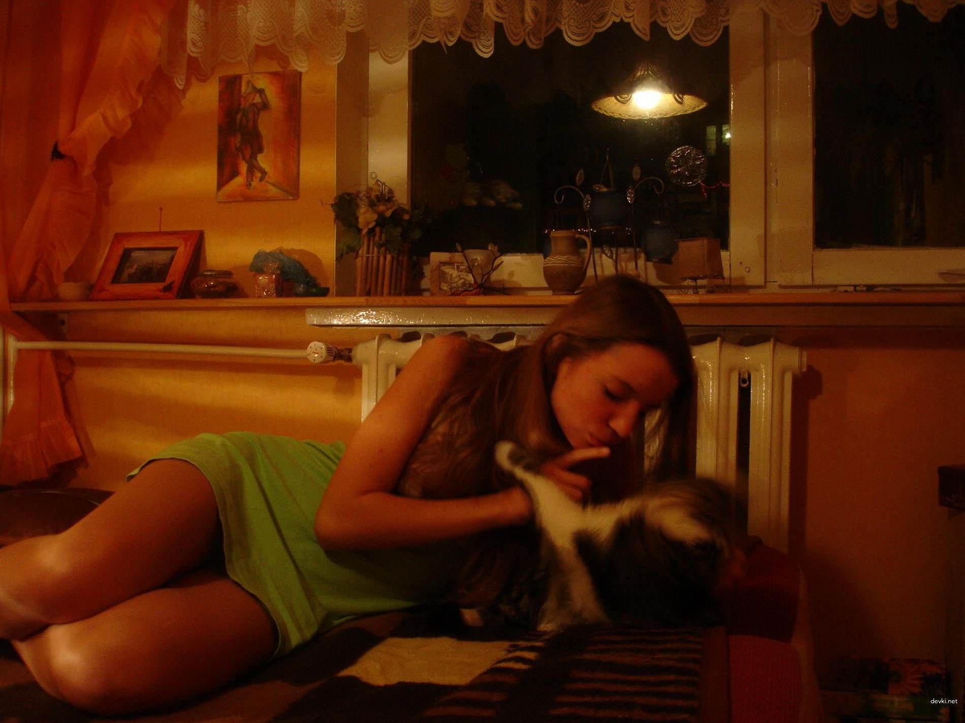 Steamy Girlfriend's Explicit Amateur Poses for Boyfriend - Seductive and Provocative Photos