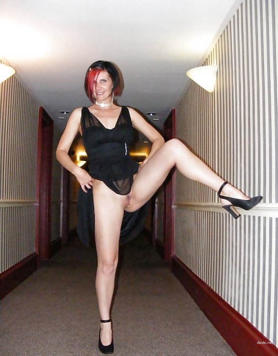 Raw Brunette Amateur Porn Pics - Uninhibited & Uncensored XXX Action!