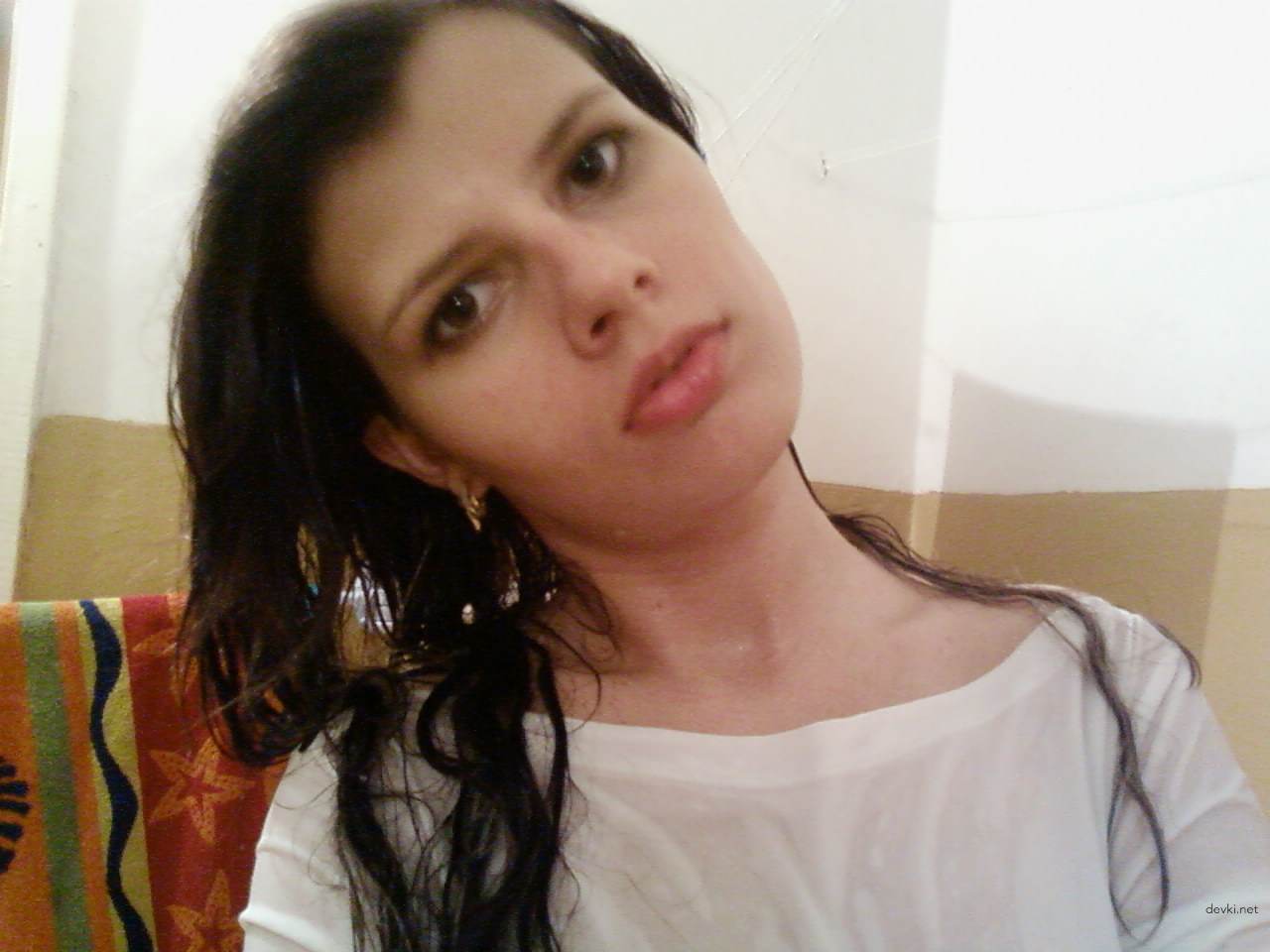 Hot Voronezh Amateur Girl: Uncensored and Provocative Photos for Adults