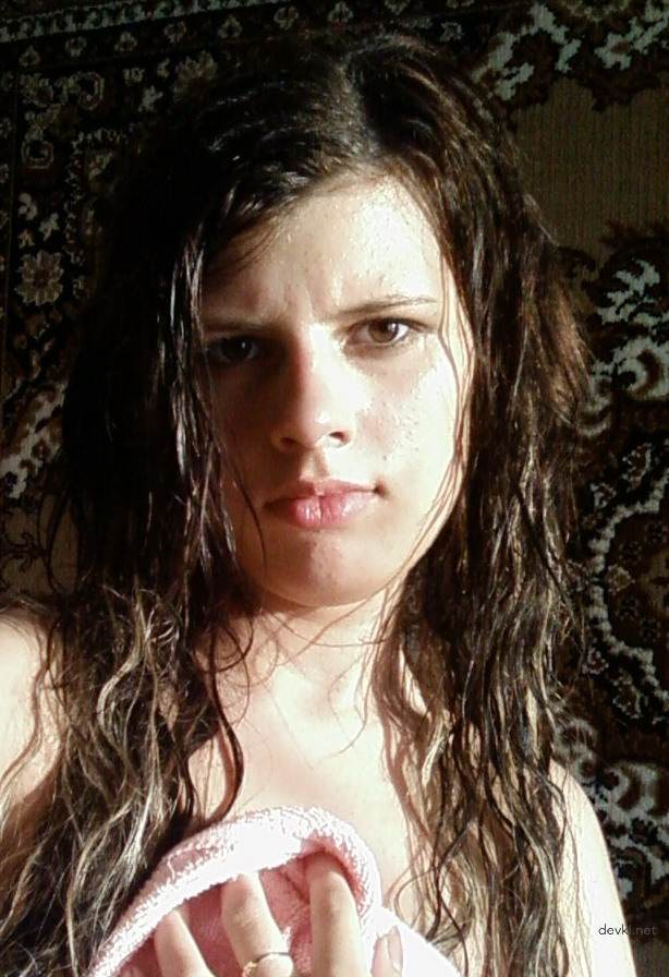 Hot Voronezh Amateur Girl: Uncensored and Provocative Photos for Adults