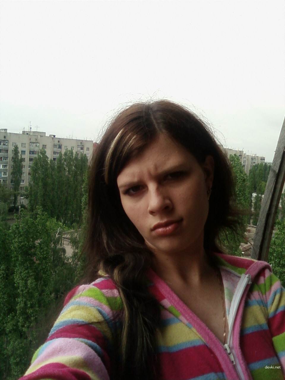 Hot Voronezh Amateur Girl: Uncensored and Provocative Photos for Adults