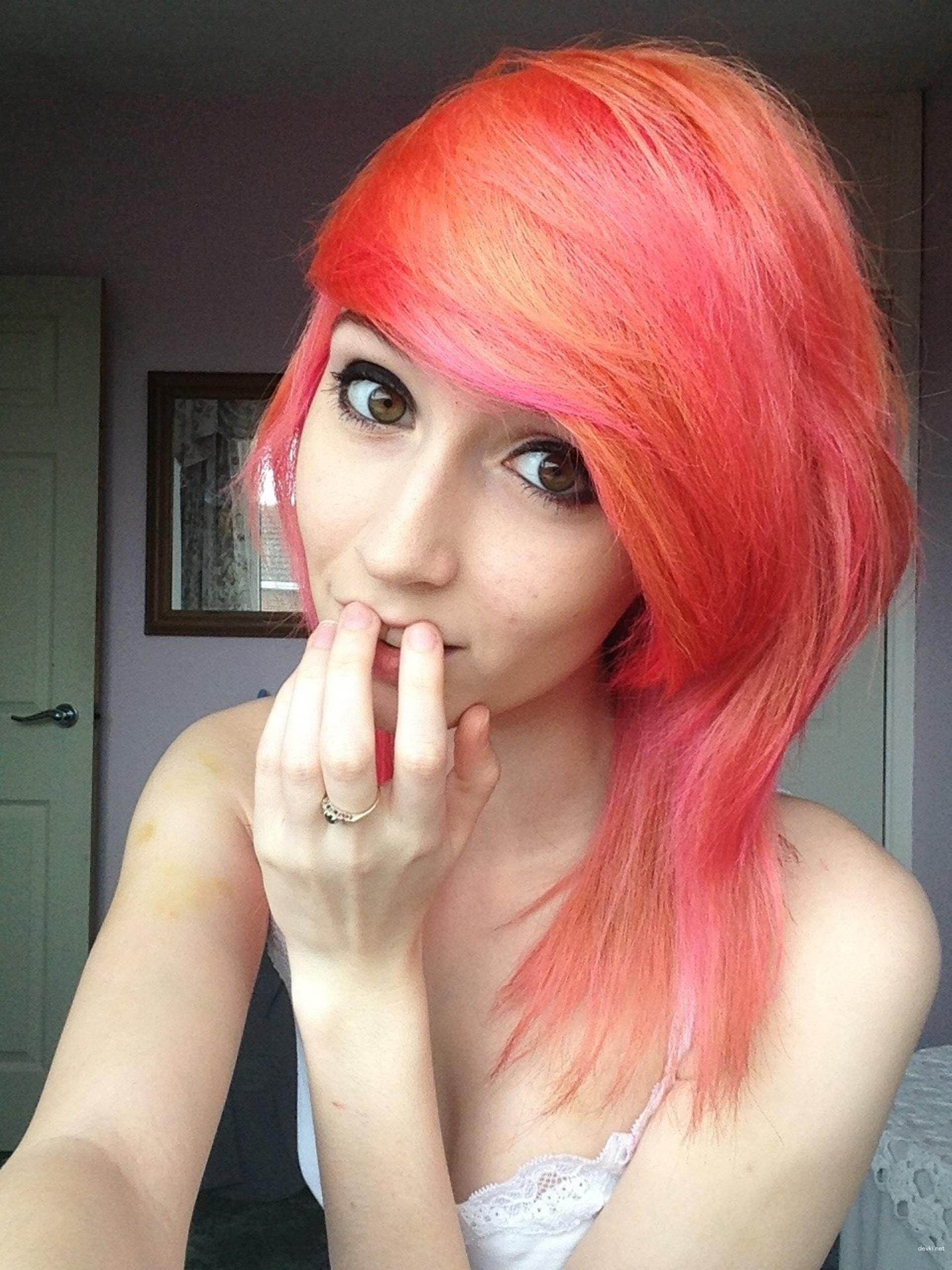 Sexy Chick Strips and Teases in Various Outfits - Amateur XXX Pics