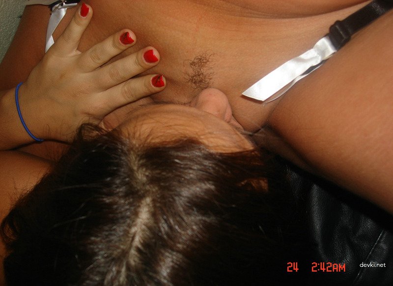 College Girls Licking Each Other - Amateur Lesbian Action