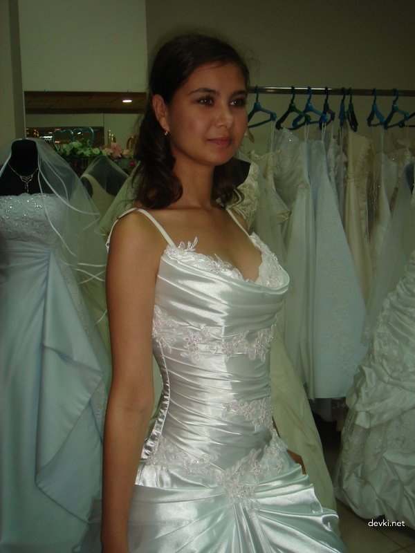 XXX Amateur Wife Erotic Pics: Intimate Young Beauty Exposed