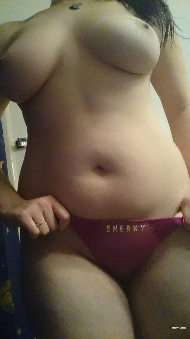 XXX Busty Redhead Private Photos - Explicit Amateur Pics Collection