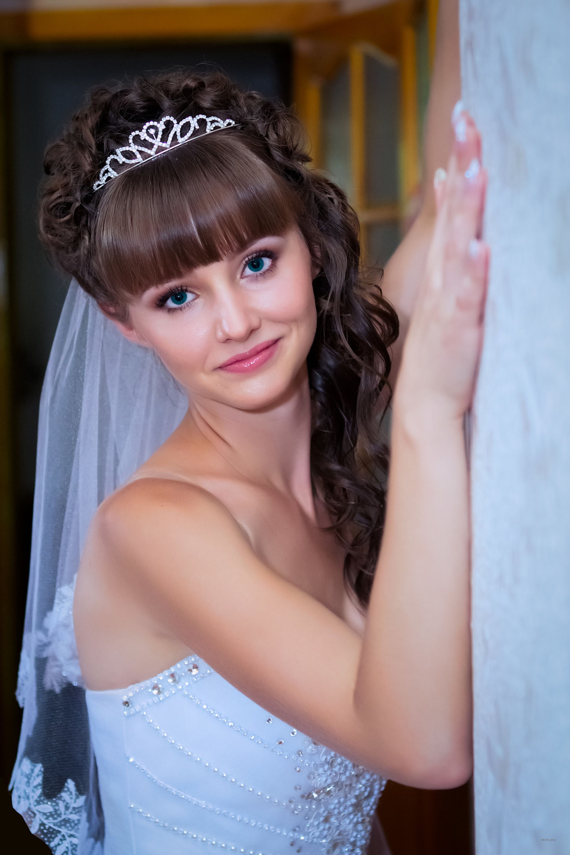 Hot Naked Wife Wedding Photos: Explicit Amateur Shoot