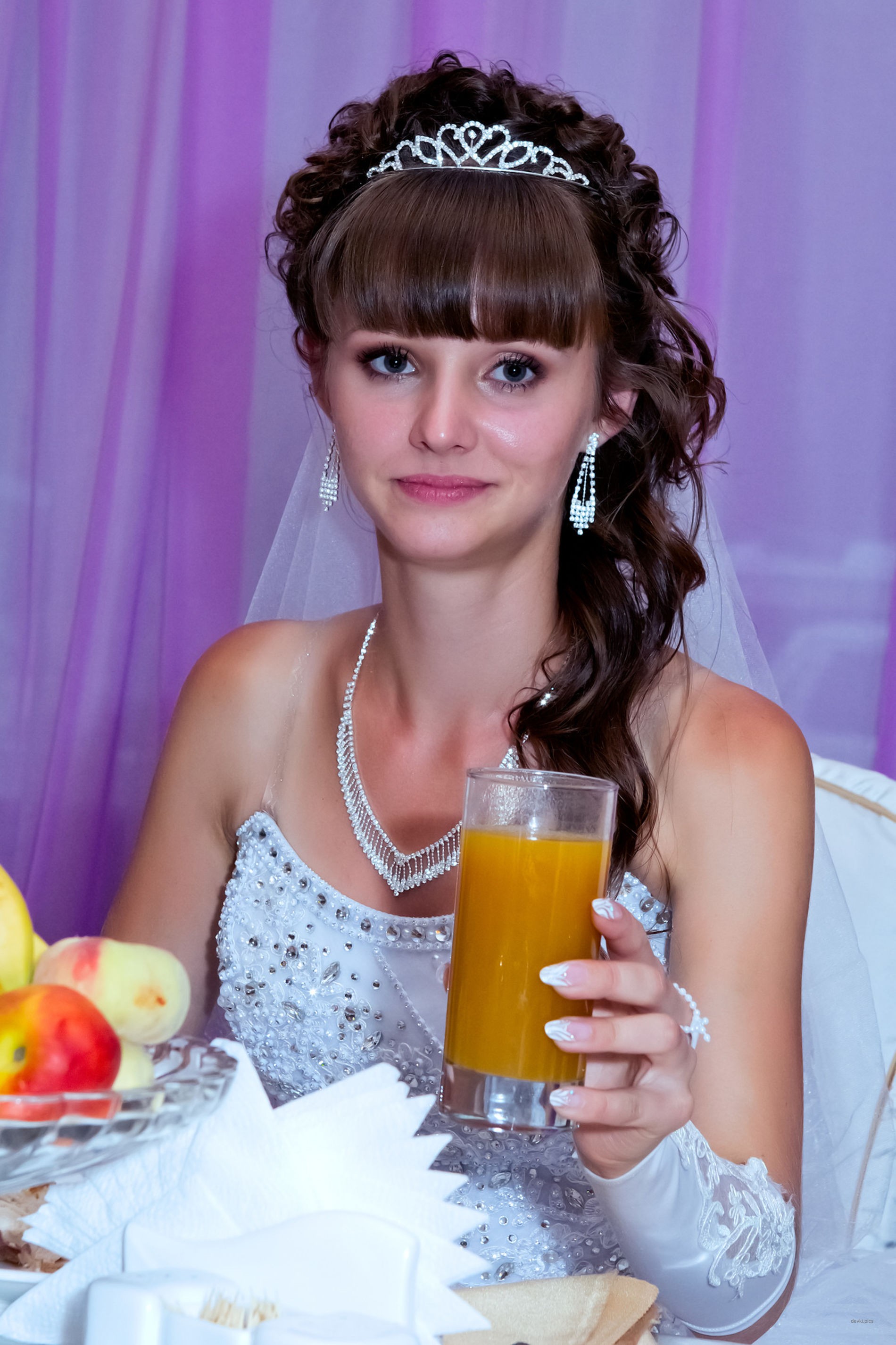 Hot Naked Wife Wedding Photos: Explicit Amateur Shoot