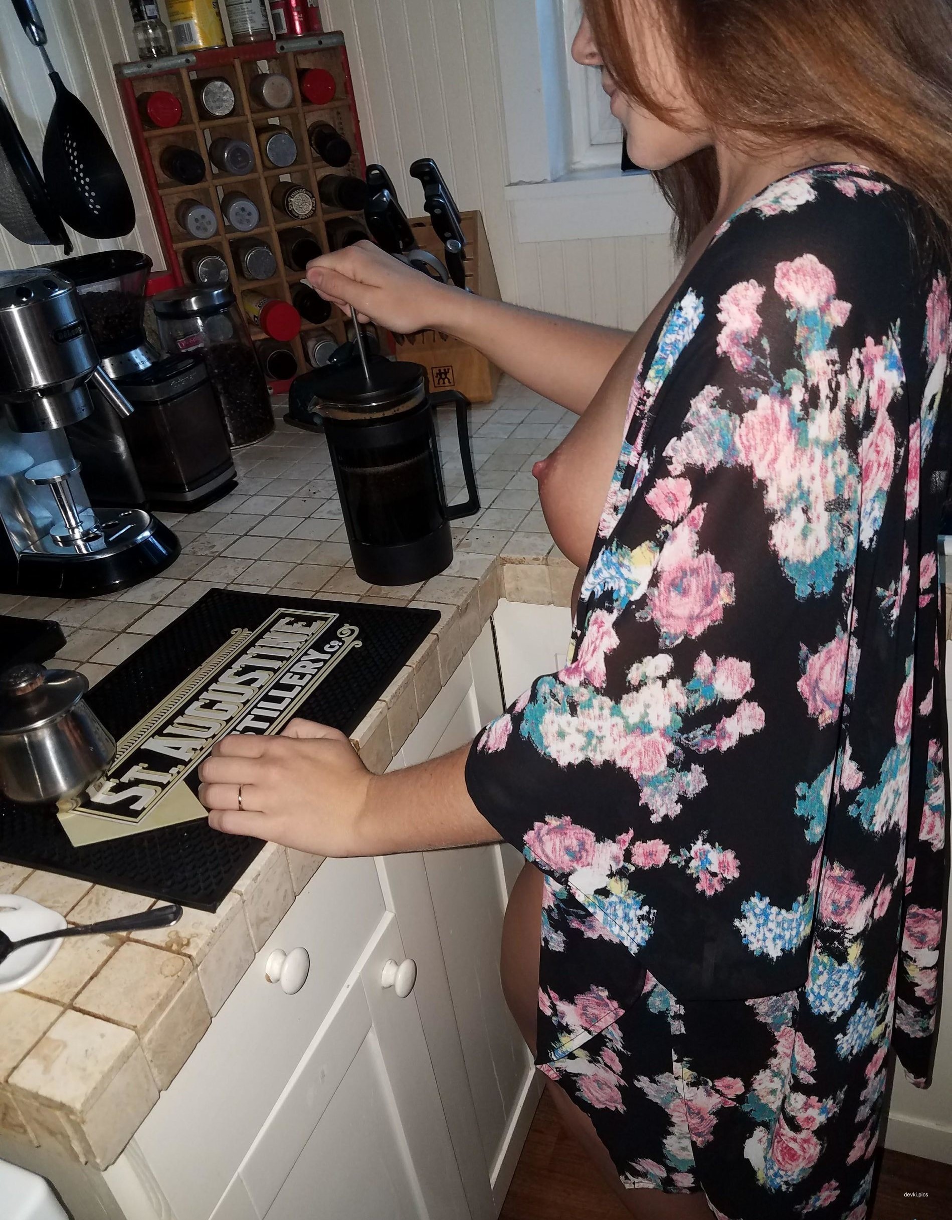 Hot Naked Wife Brewing Morning Coffee - Explicit Amateur Photo