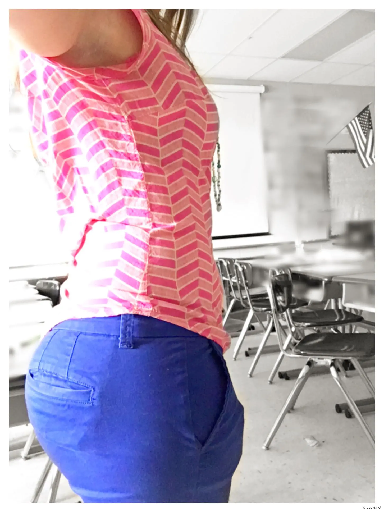 Explicit Seductive Amateur: Sensual Pose & Provocative Stance [18+]